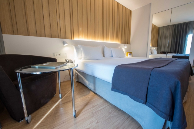 Rooms At 4 Star Hotel In Barcelona Silken Ramblas